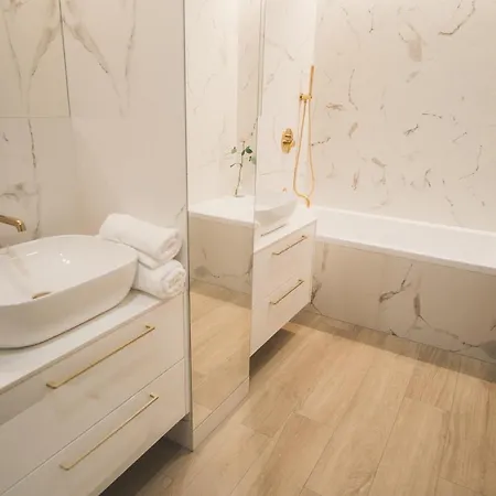 וילה Harmonia אוסטראון